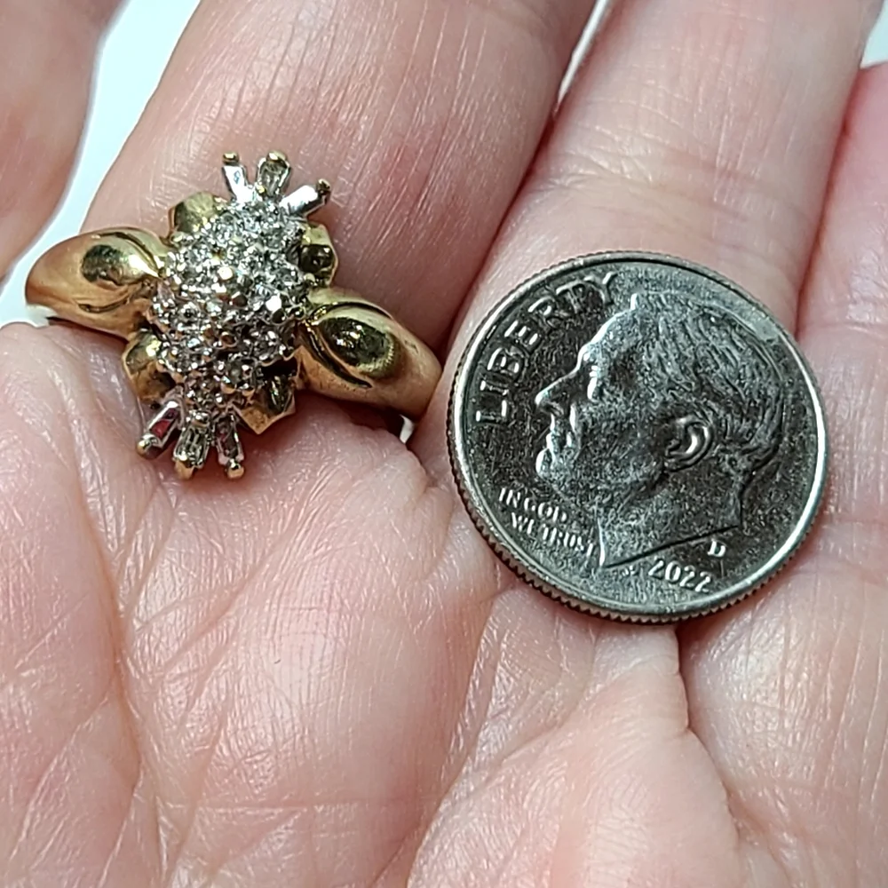 10K Solid GOLD GENUINE DIAMOND Cluster Ring